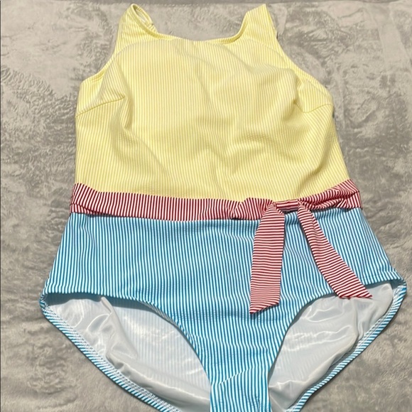 NWOT Lands End Seersucker One-Piece Swimsuit Sz 16 L - Picture 12 of 12